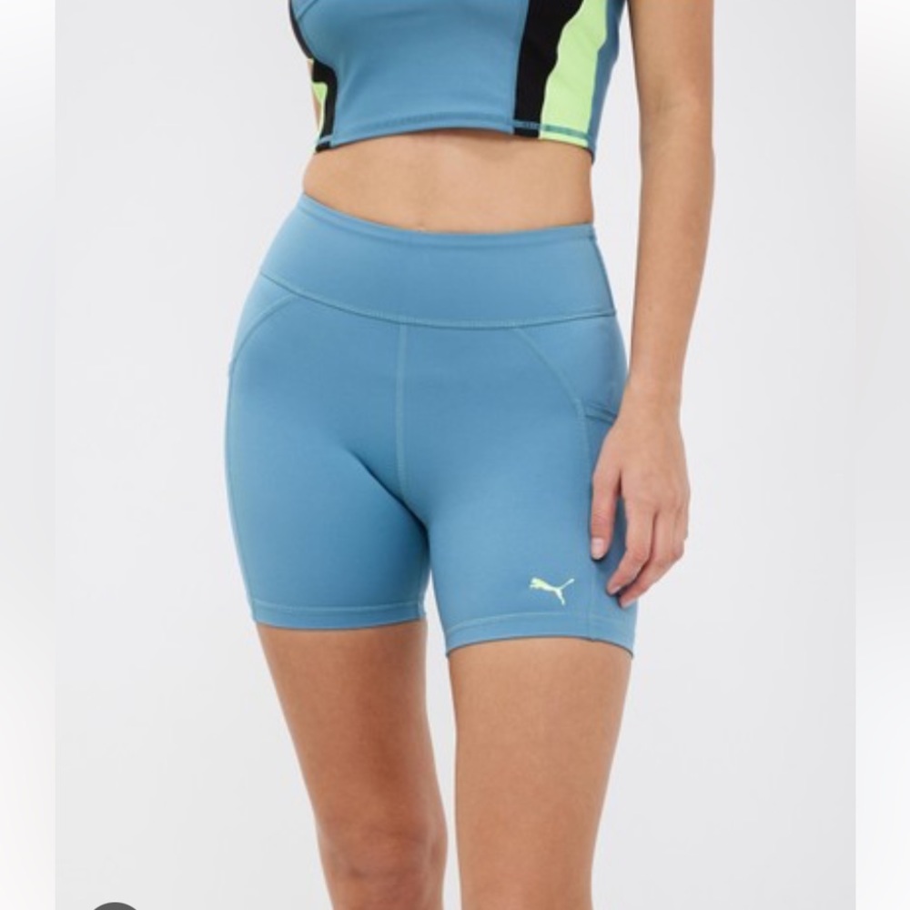 Puma SE Way 1 Herzogenaurach DE-91074 Blue Shorts Logo Size XS